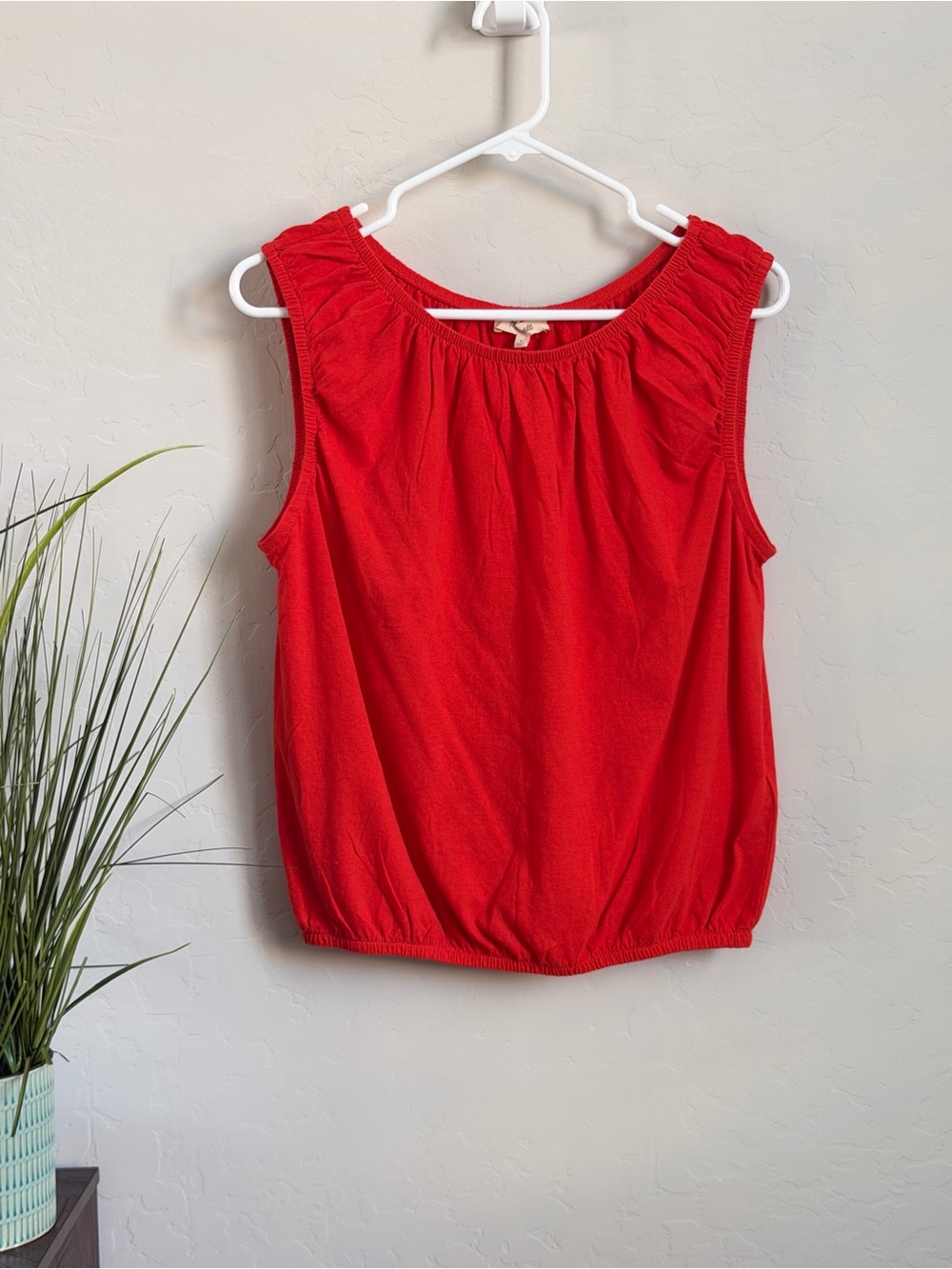 Madewell Red Sleeveless Gathered Neck Tank Top